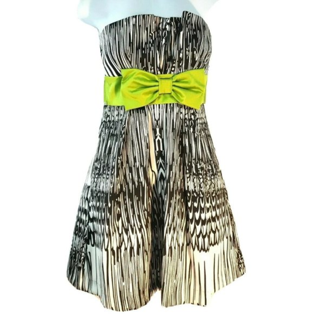 Speechless Strapless Empire Waist Dress Size 3‎ Sweetheart Neckline Mini